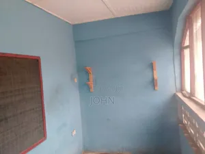 1bdrm Room & Parlour in Survivorestates, Manhean for rent