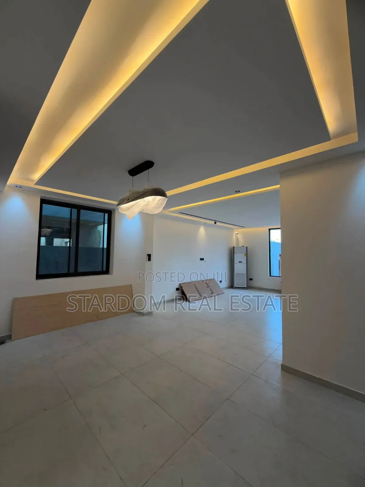 4bdrm Duplex in North Legon for sale