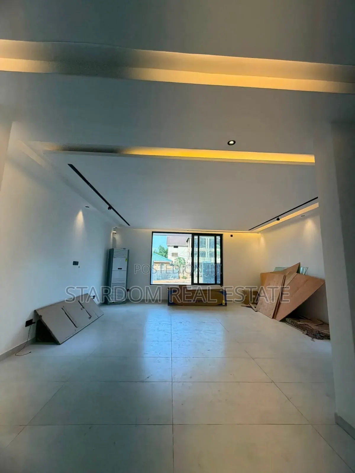 4bdrm Duplex in North Legon for sale