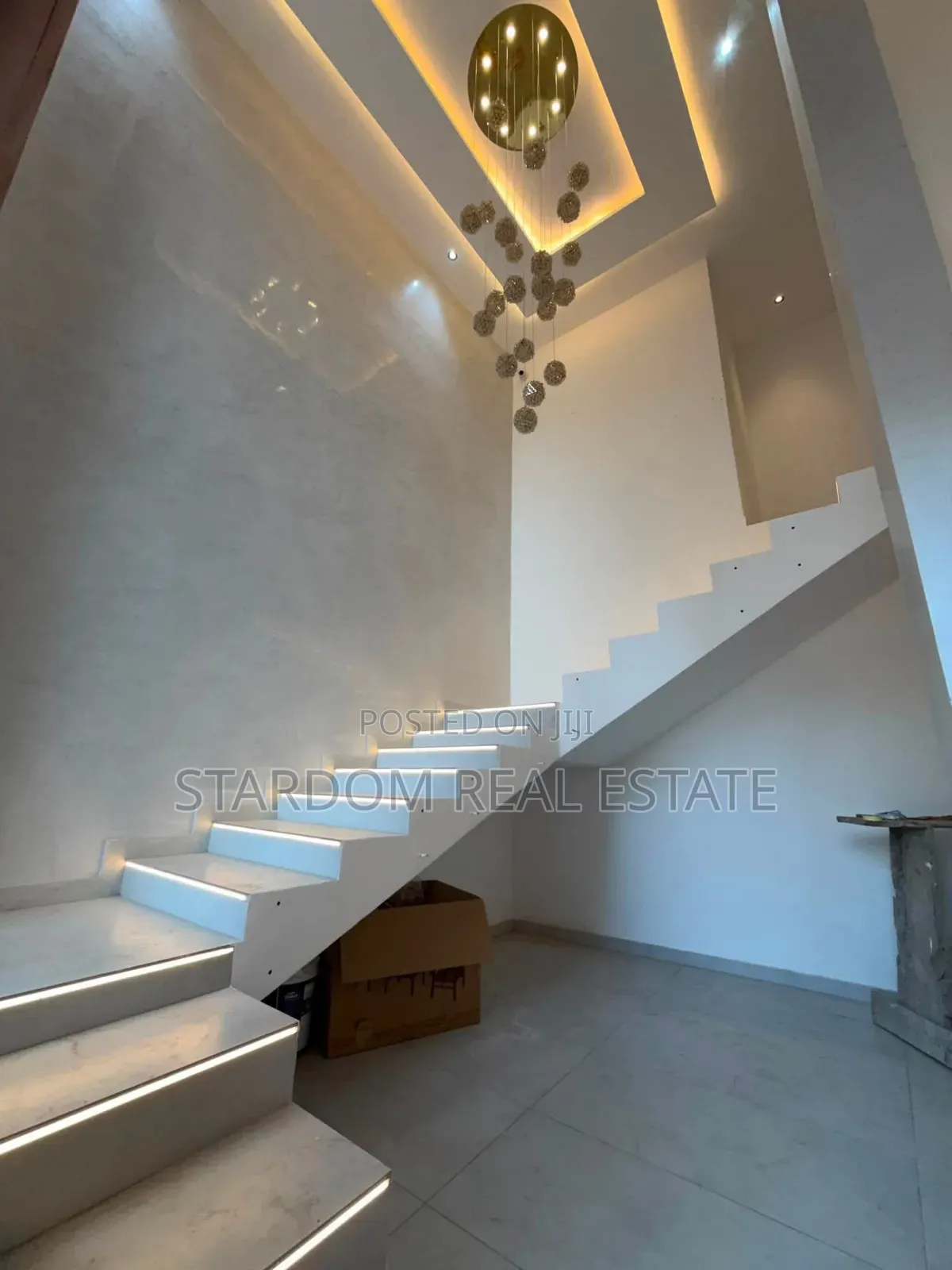 4bdrm Duplex in North Legon for sale