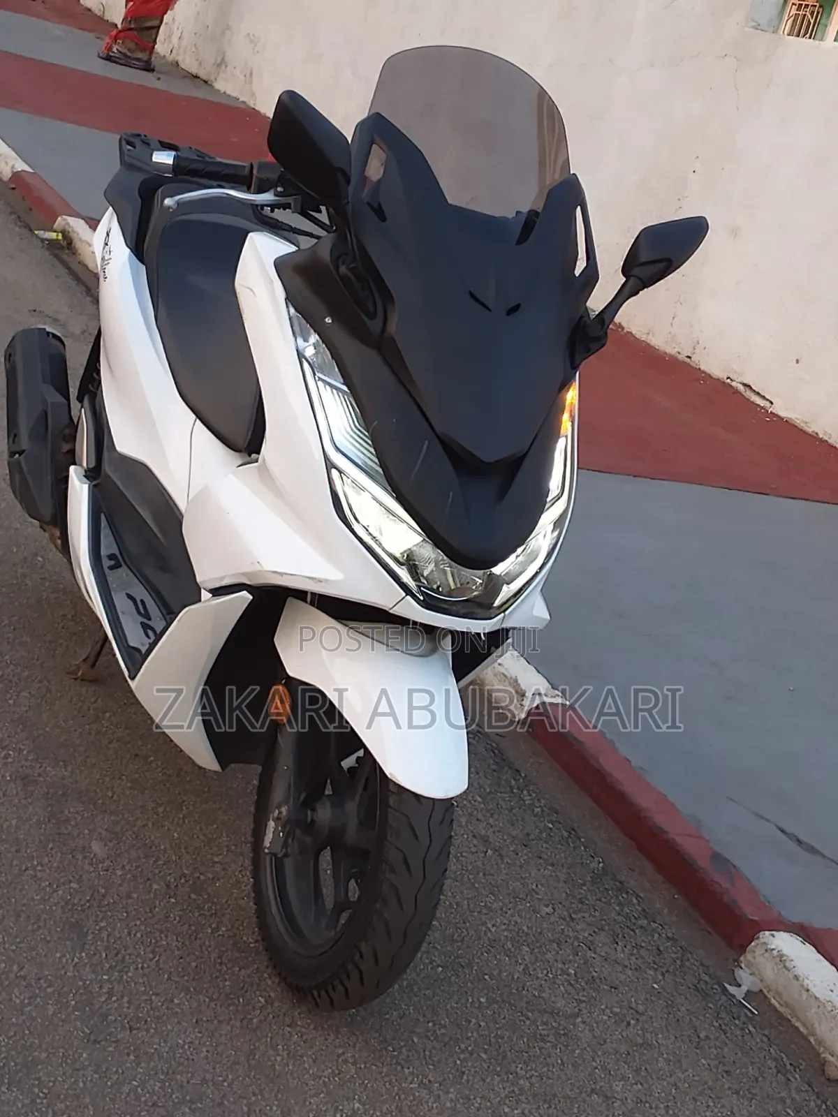 Honda 2022 White