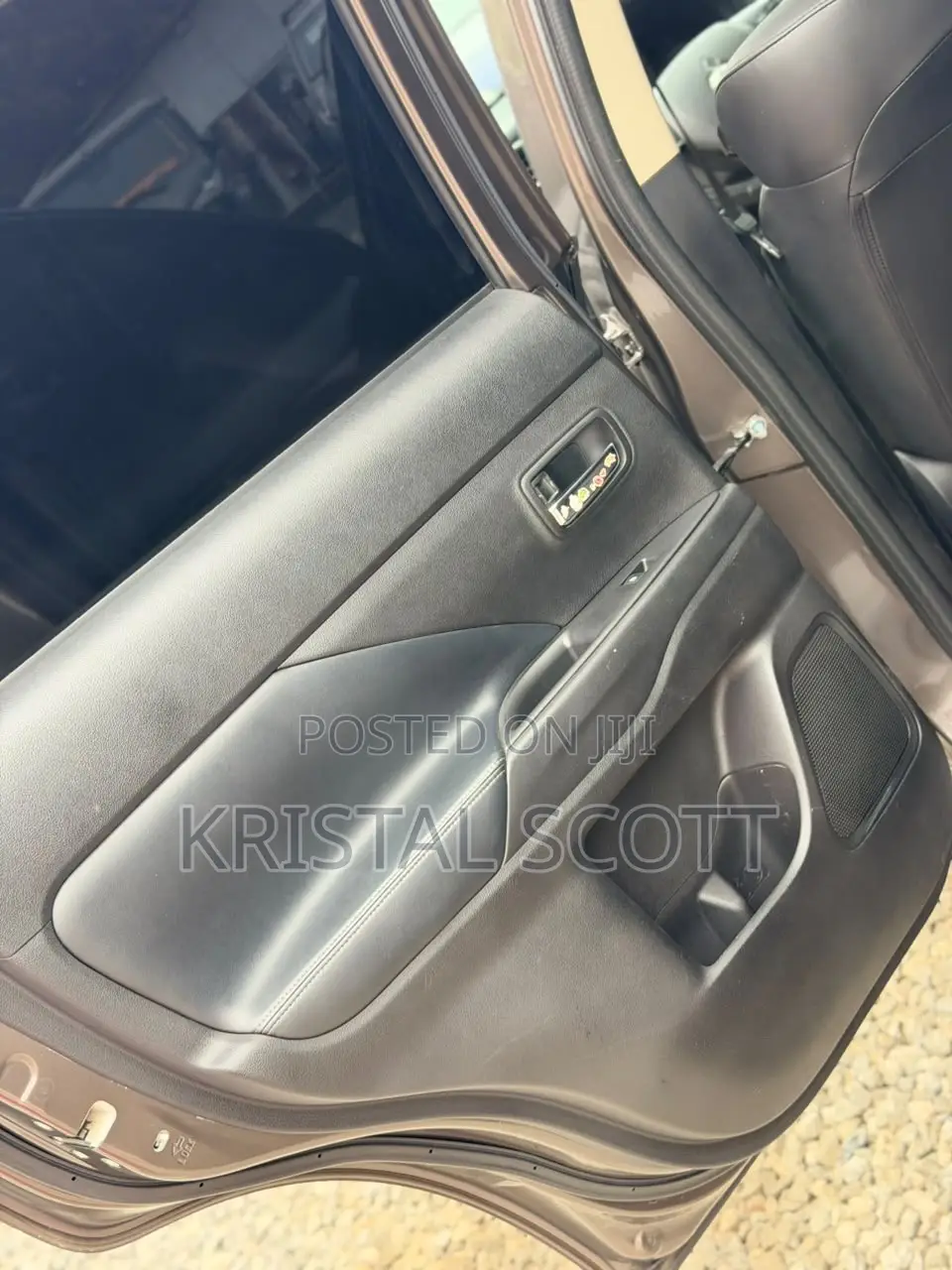 Mitsubishi Outlander 2.4 PHEV AWD 2018 Brown
