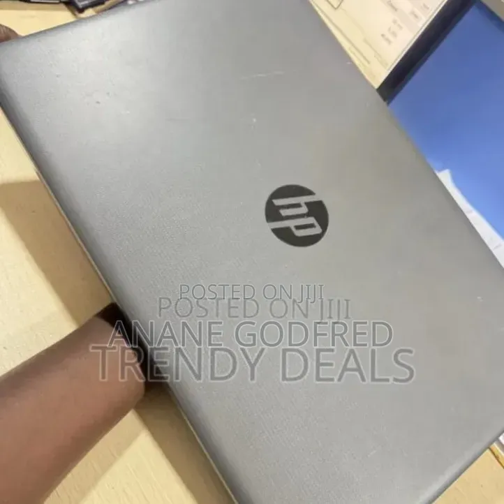 Laptop HP 15 4GB Intel Celeron HDD 1T