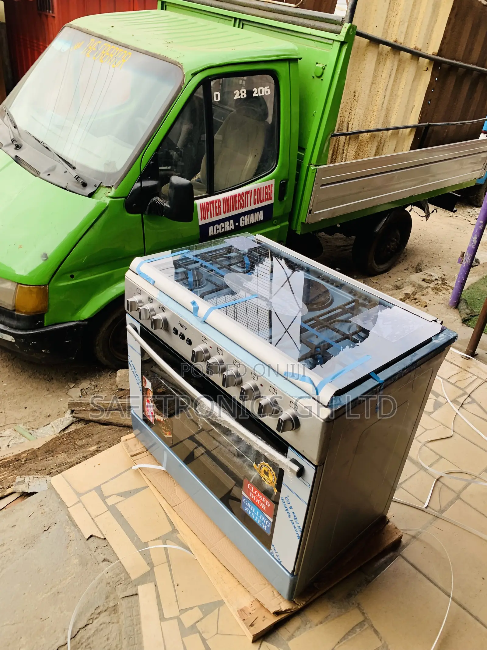 Shop Massive Ferre 90x60cm 4Gas+2Electric Burner Cooker With Oven
