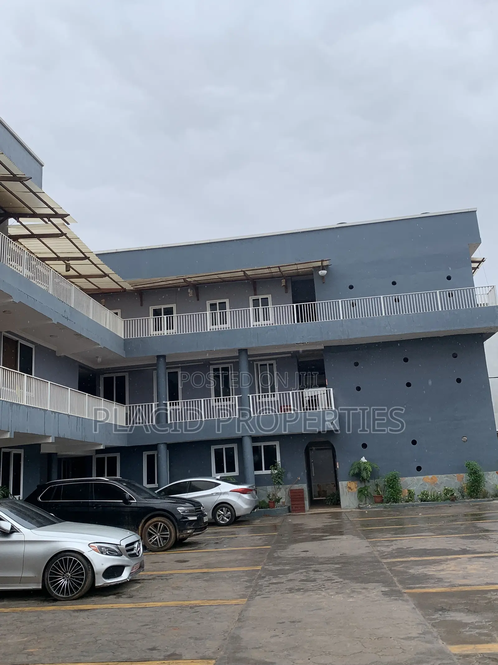 2bdrm Apartment in Haatso for rent