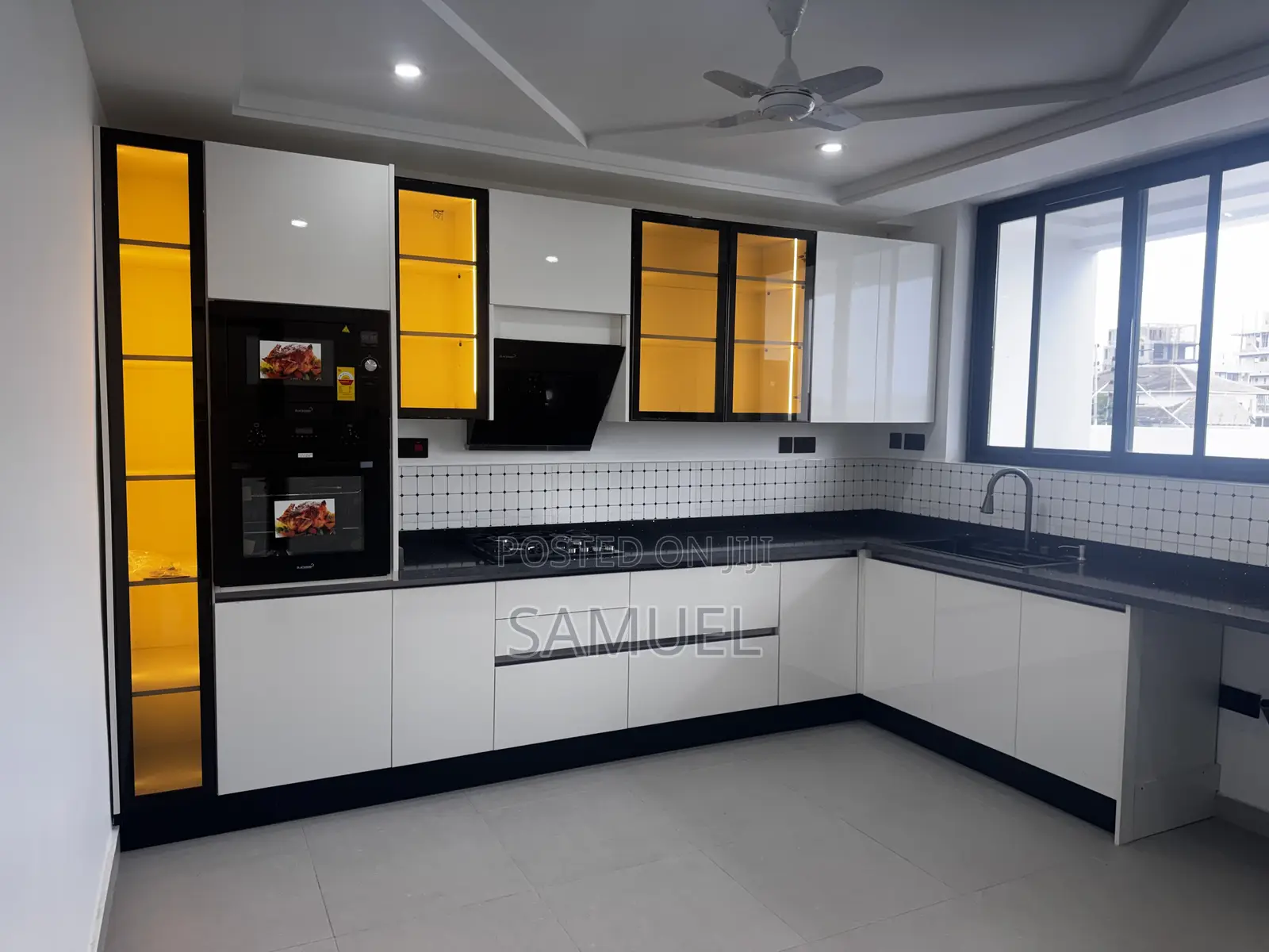 5bdrm Duplex in Manet Junction for sale