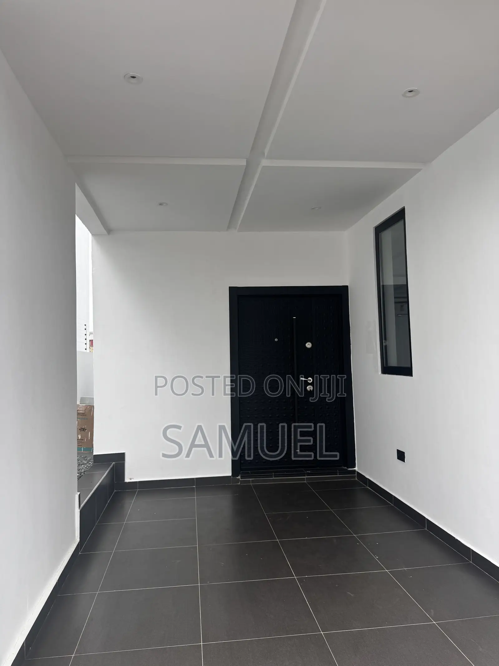 5bdrm Duplex in Manet Junction for sale
