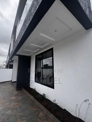 5bdrm Duplex in Manet Junction for sale