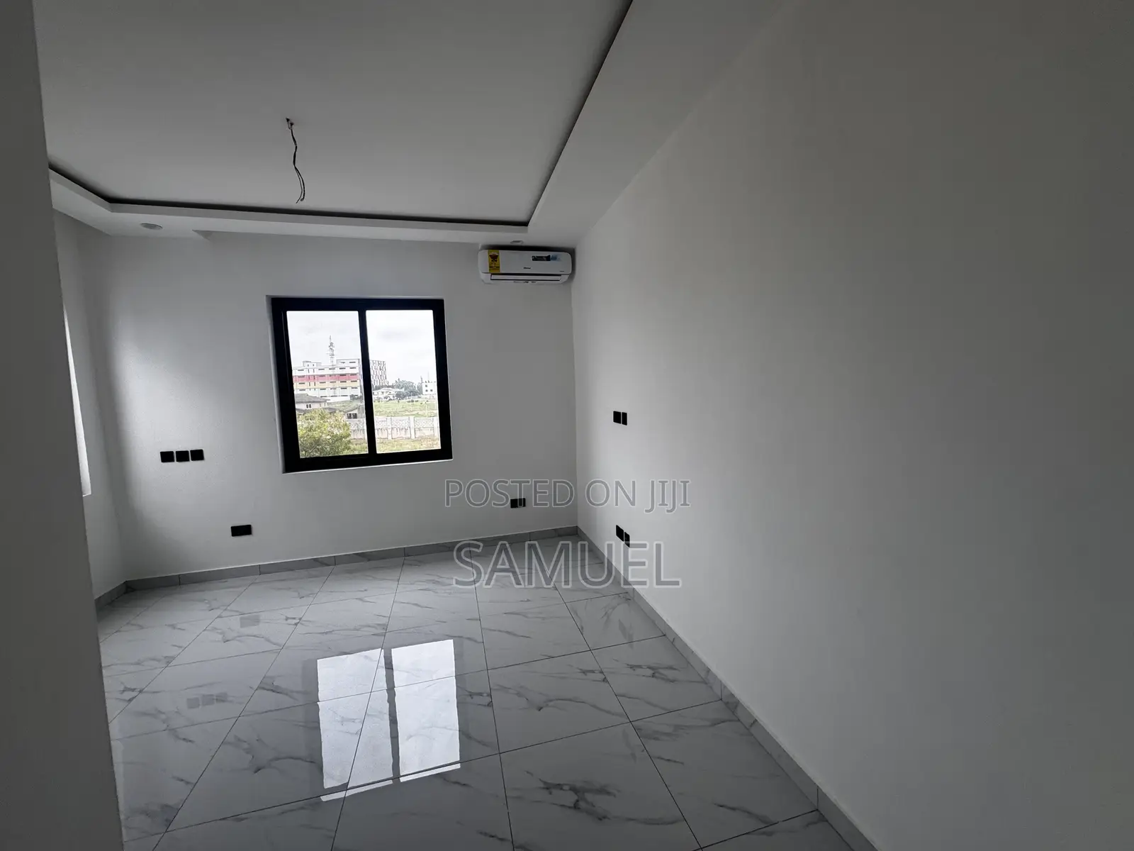 5bdrm Duplex in Manet Junction for sale