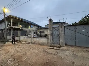 9bdrm House in Redtop, Weija for sale