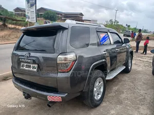Toyota 4-Runner 2010 Gray