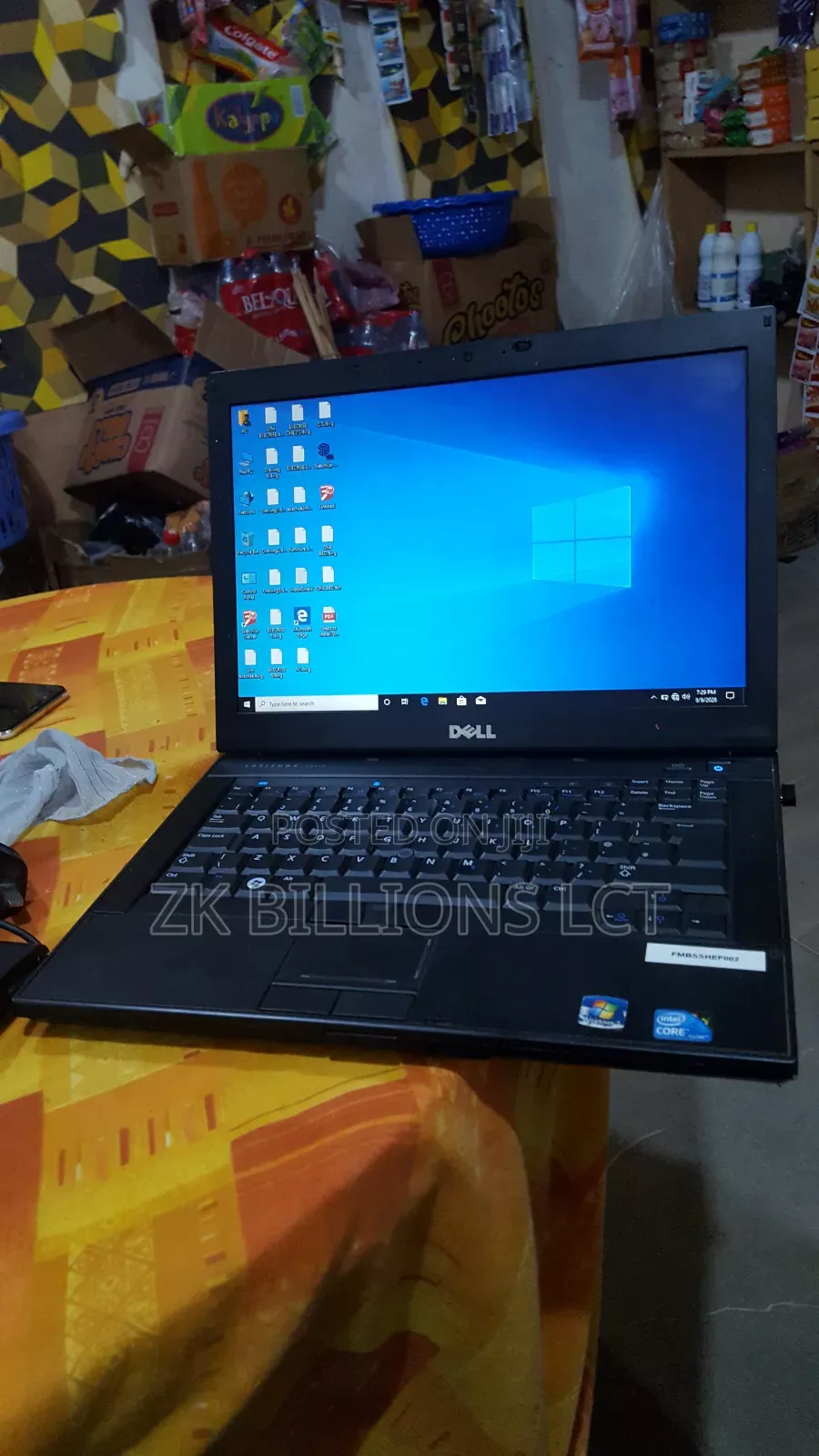 Laptop Dell XPS 17 9700 6GB Intel Core i5 HDD 500GB