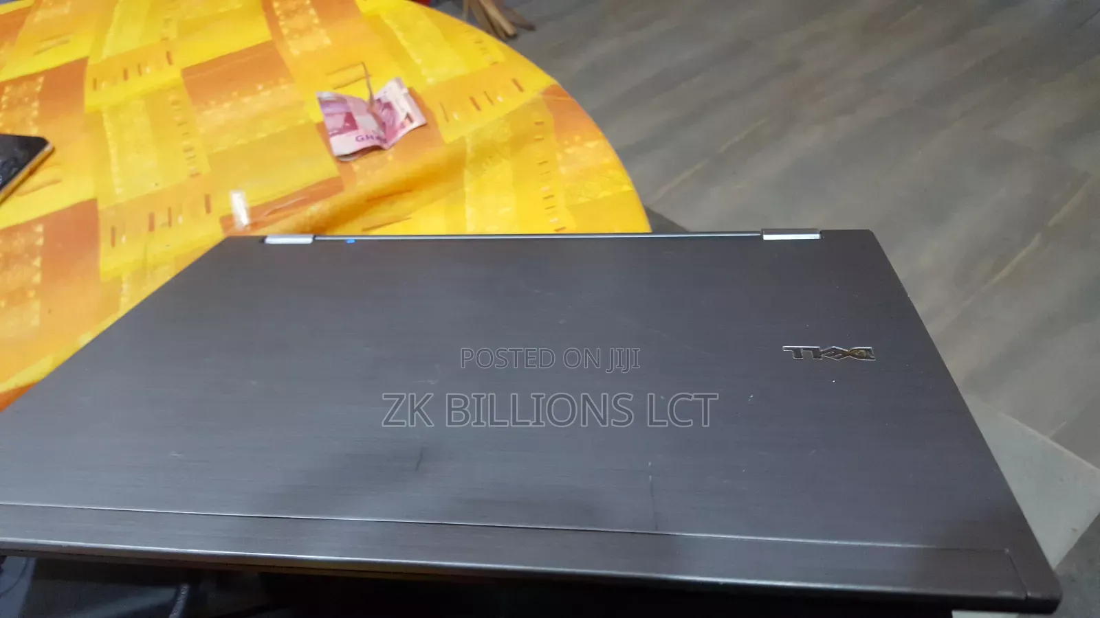 Laptop Dell XPS 17 9700 6GB Intel Core i5 HDD 500GB
