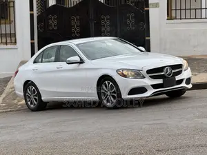 Mercedes-Benz C300 2016 White