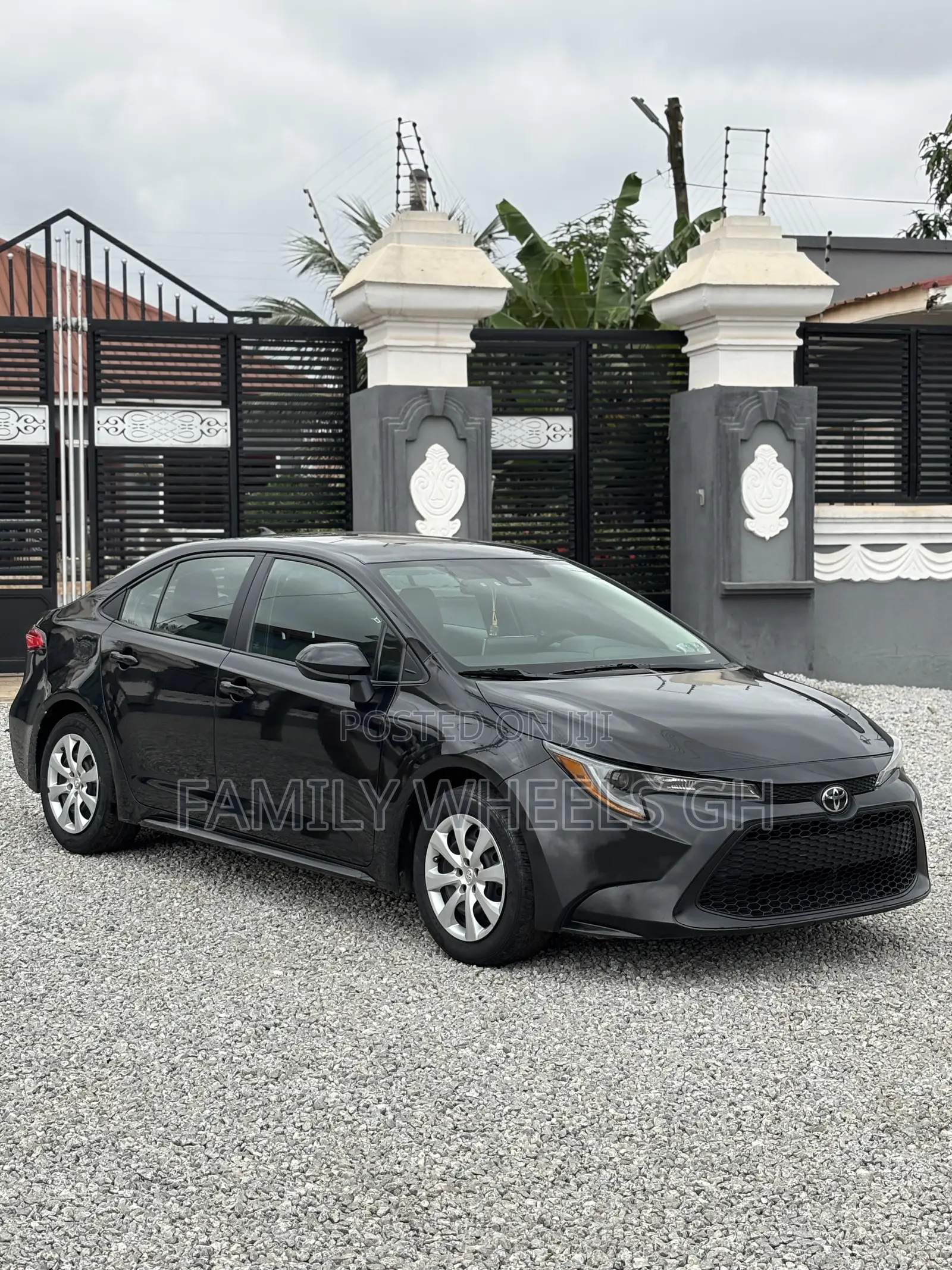Toyota Corolla LE 2021 Black