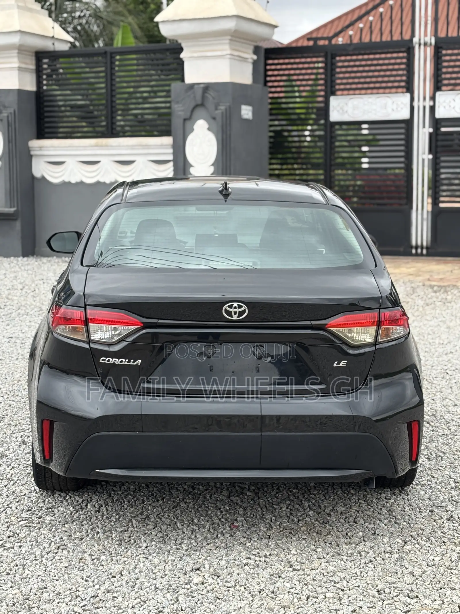 Toyota Corolla LE 2021 Black