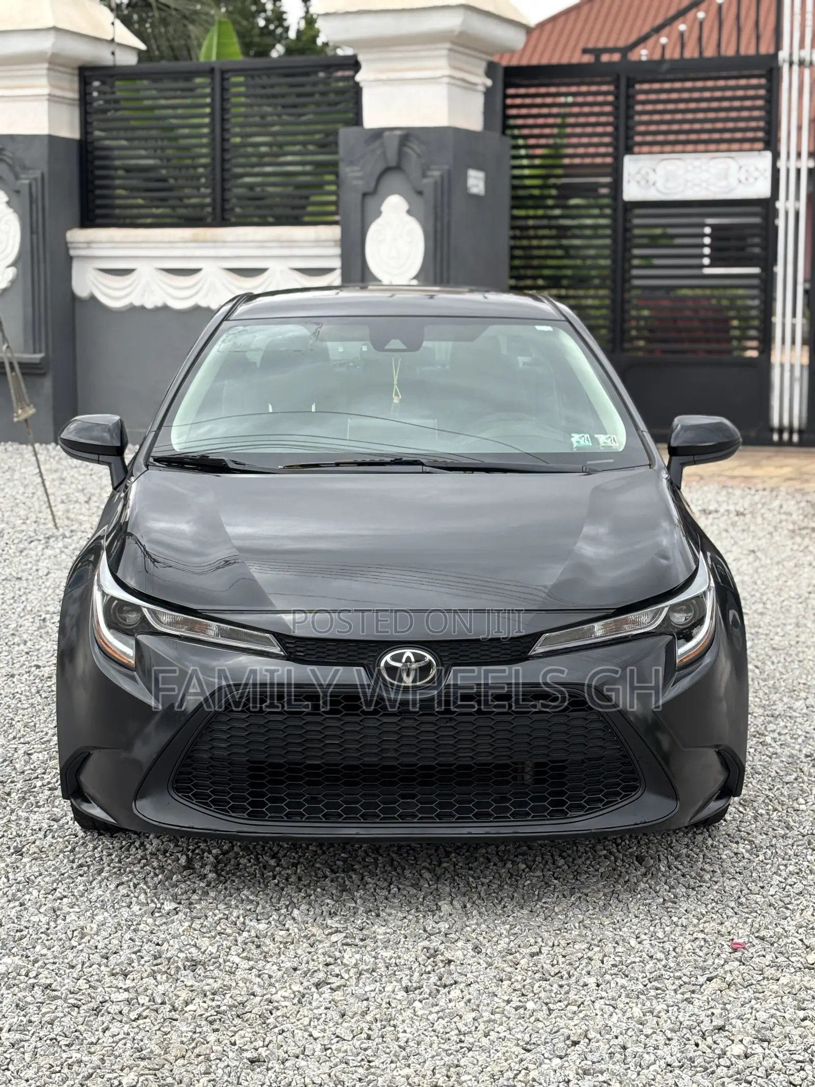 Toyota Corolla LE 2021 Black