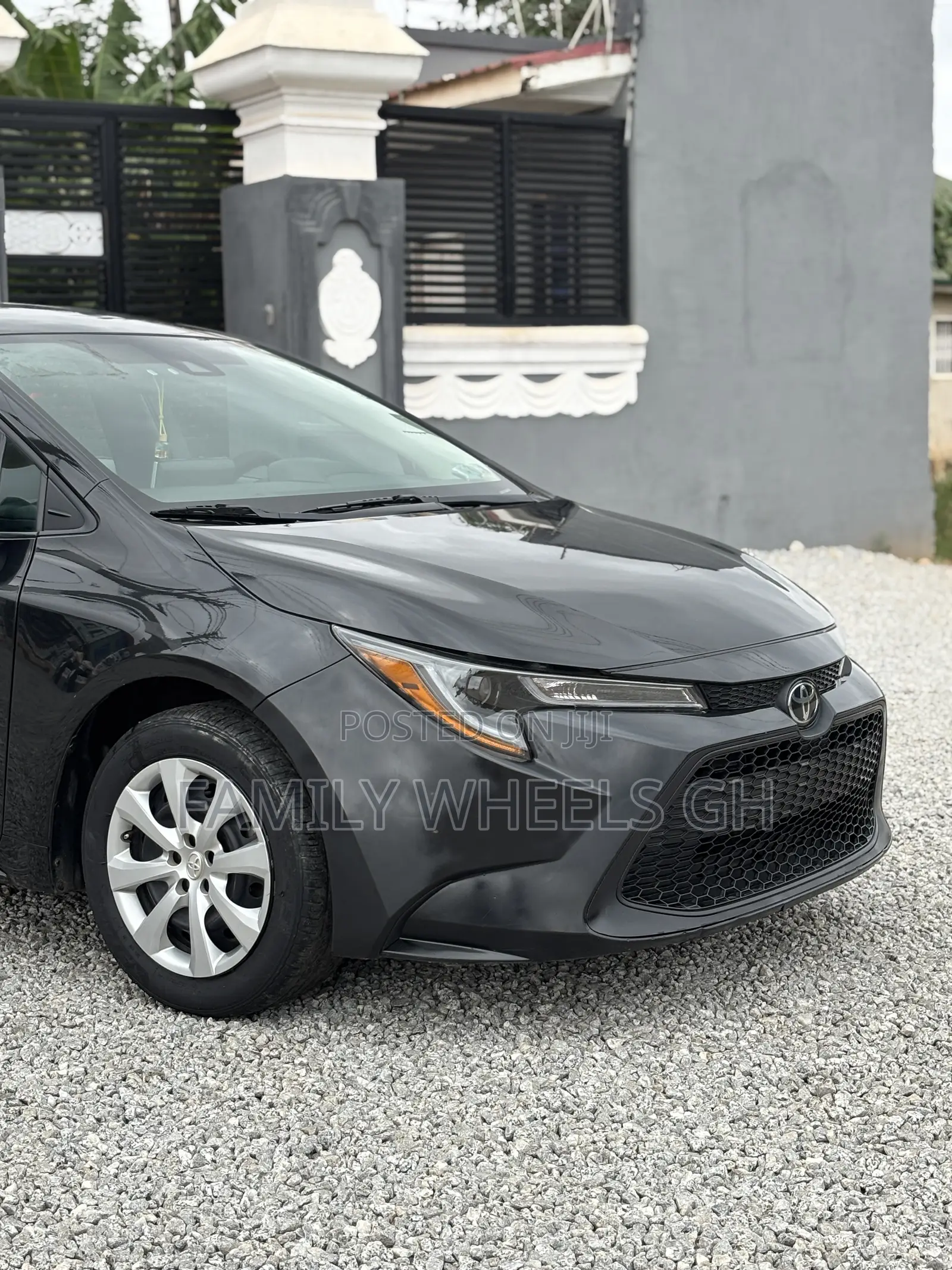 Toyota Corolla LE 2021 Black