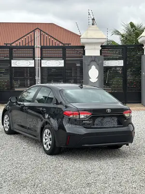 Toyota Corolla LE 2021 Black
