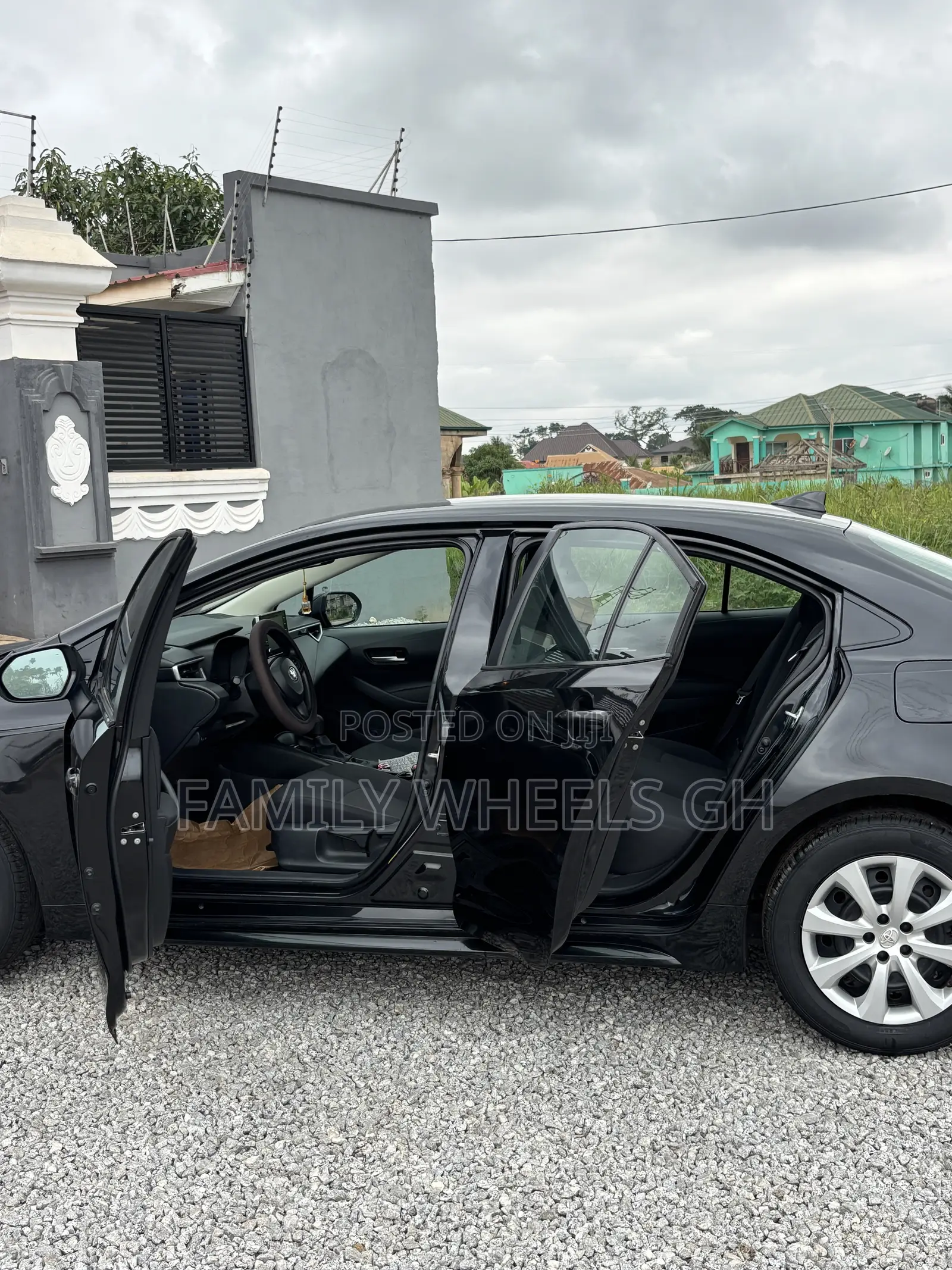 Toyota Corolla LE 2021 Black