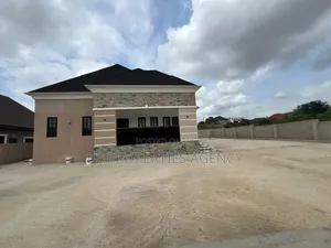 4bdrm House in B2 Properties Agency, Kumasi Metropolitan for sale