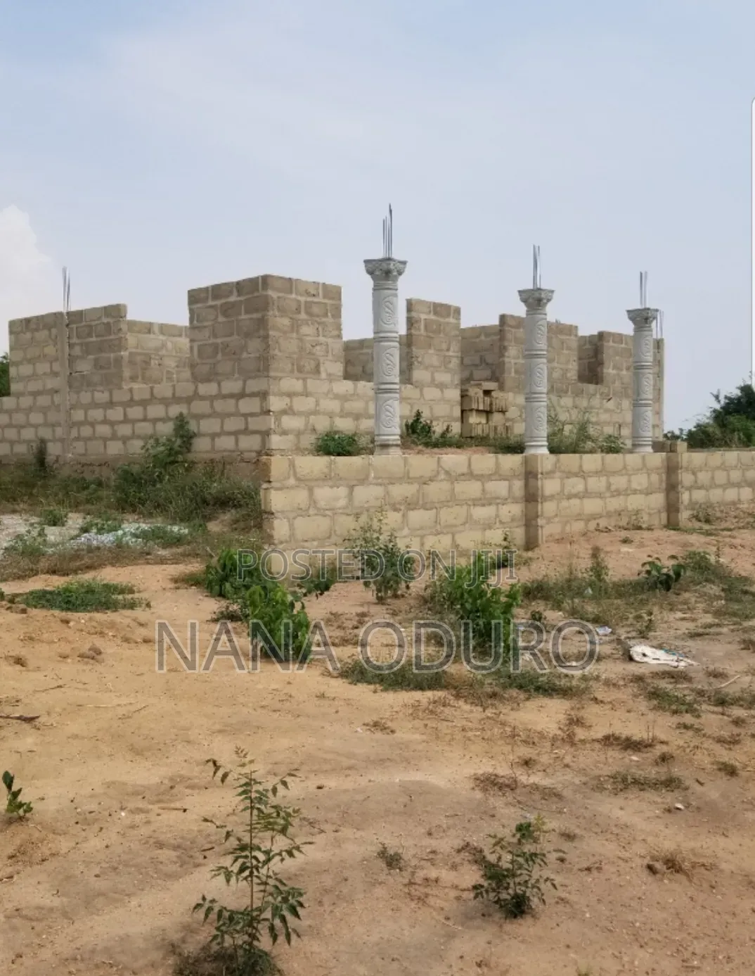 2bdrm House in Elvia Properties, Effutu Municipal for sale