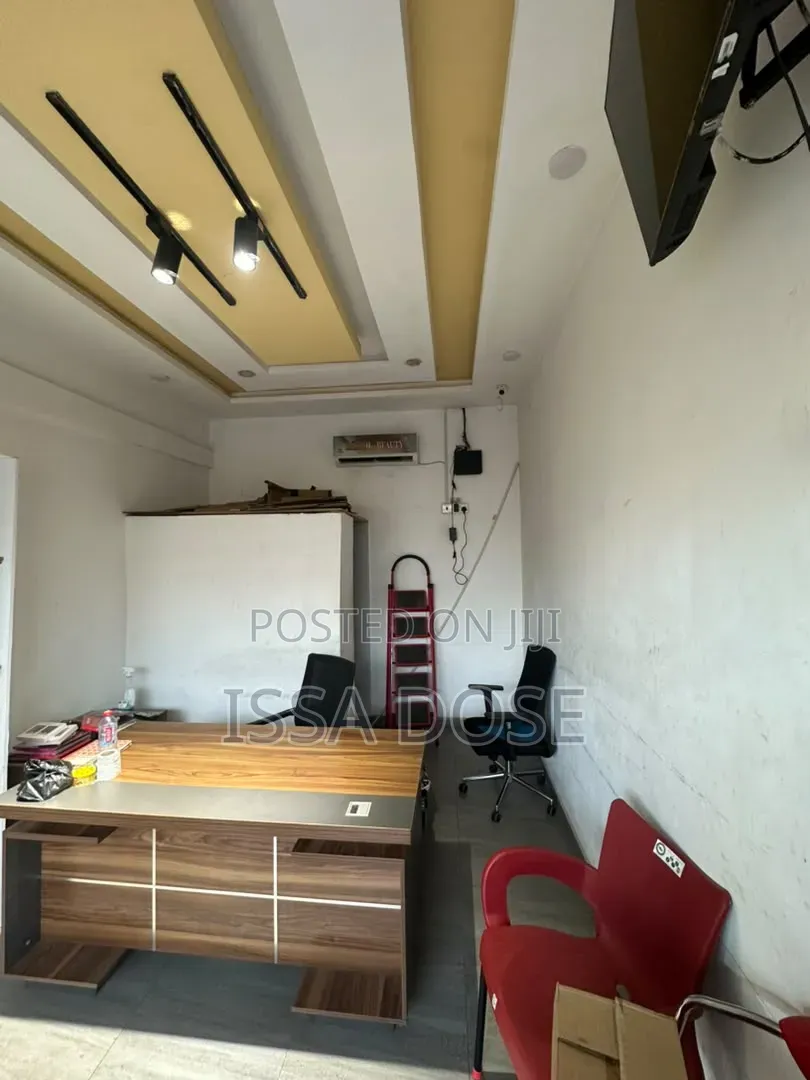 Shop/Office Space for Renting