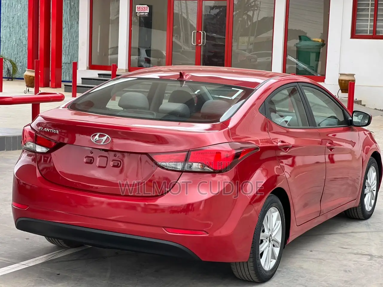 Hyundai Elantra 2015 Red