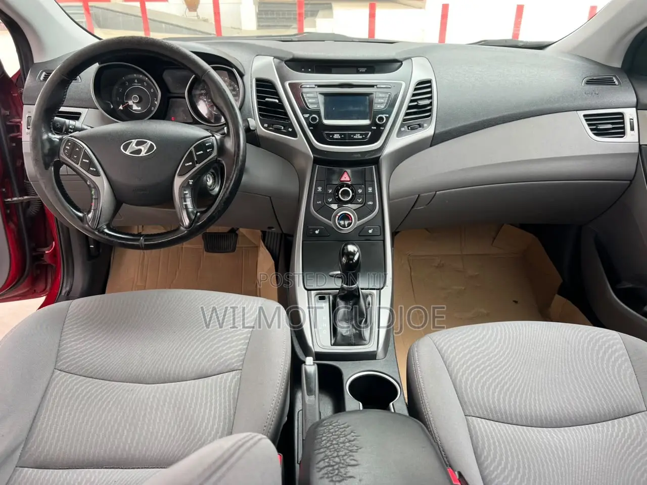 Hyundai Elantra 2015 Red