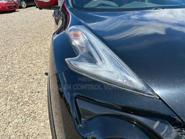 Nissan Juke 2014 - 2018 Top Headlight Pair