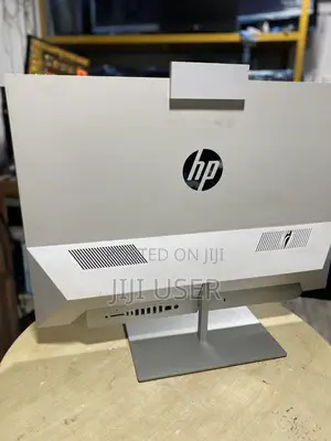 Desktop Computer HP Pavilion 27 8GB Intel Core i5 SSD 256GB