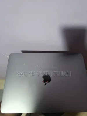 Laptop Apple MacBook Pro 8GB Apple M1 Pro HDD+SSD 512GB