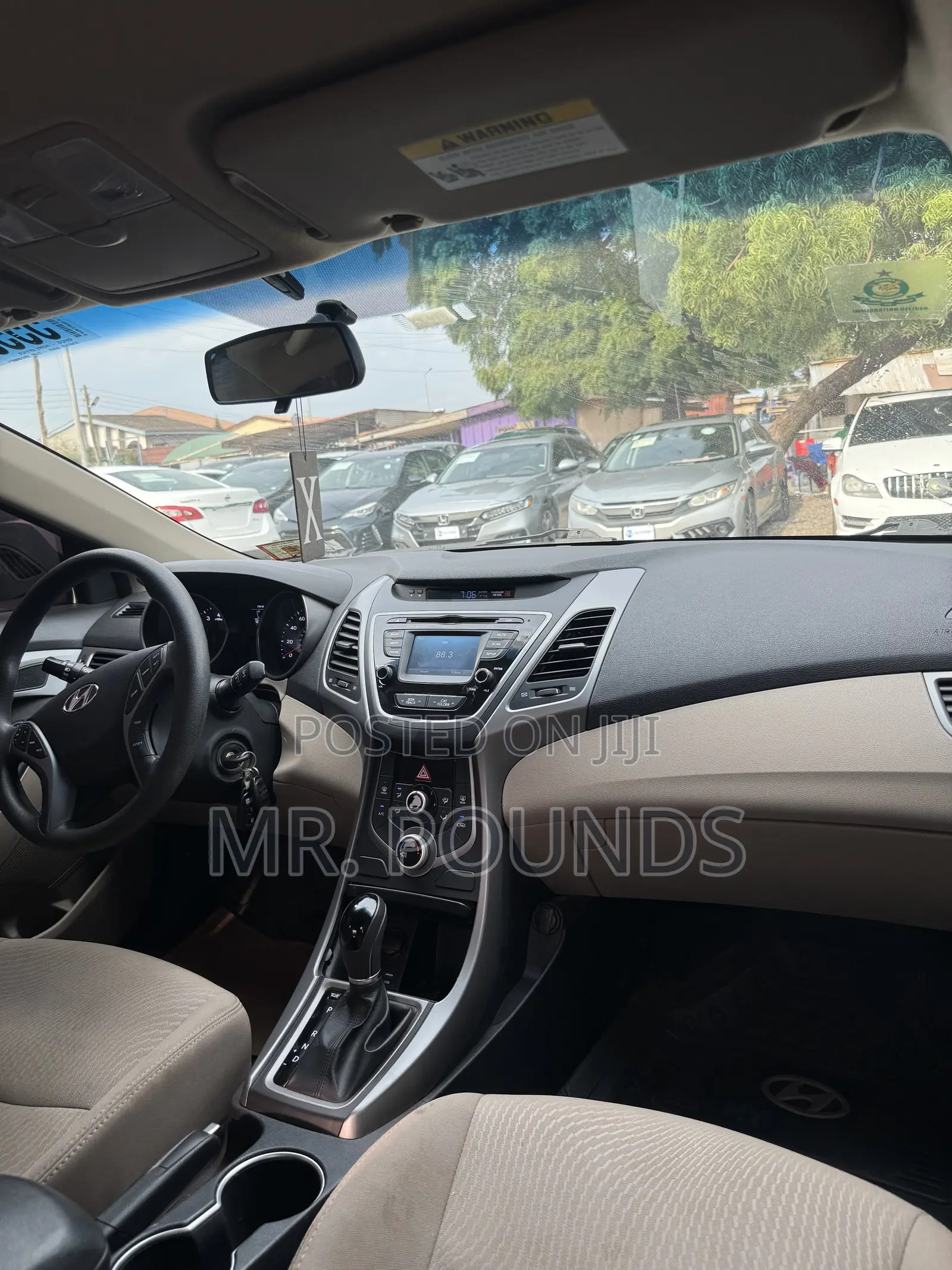 Hyundai Elantra 2015 White