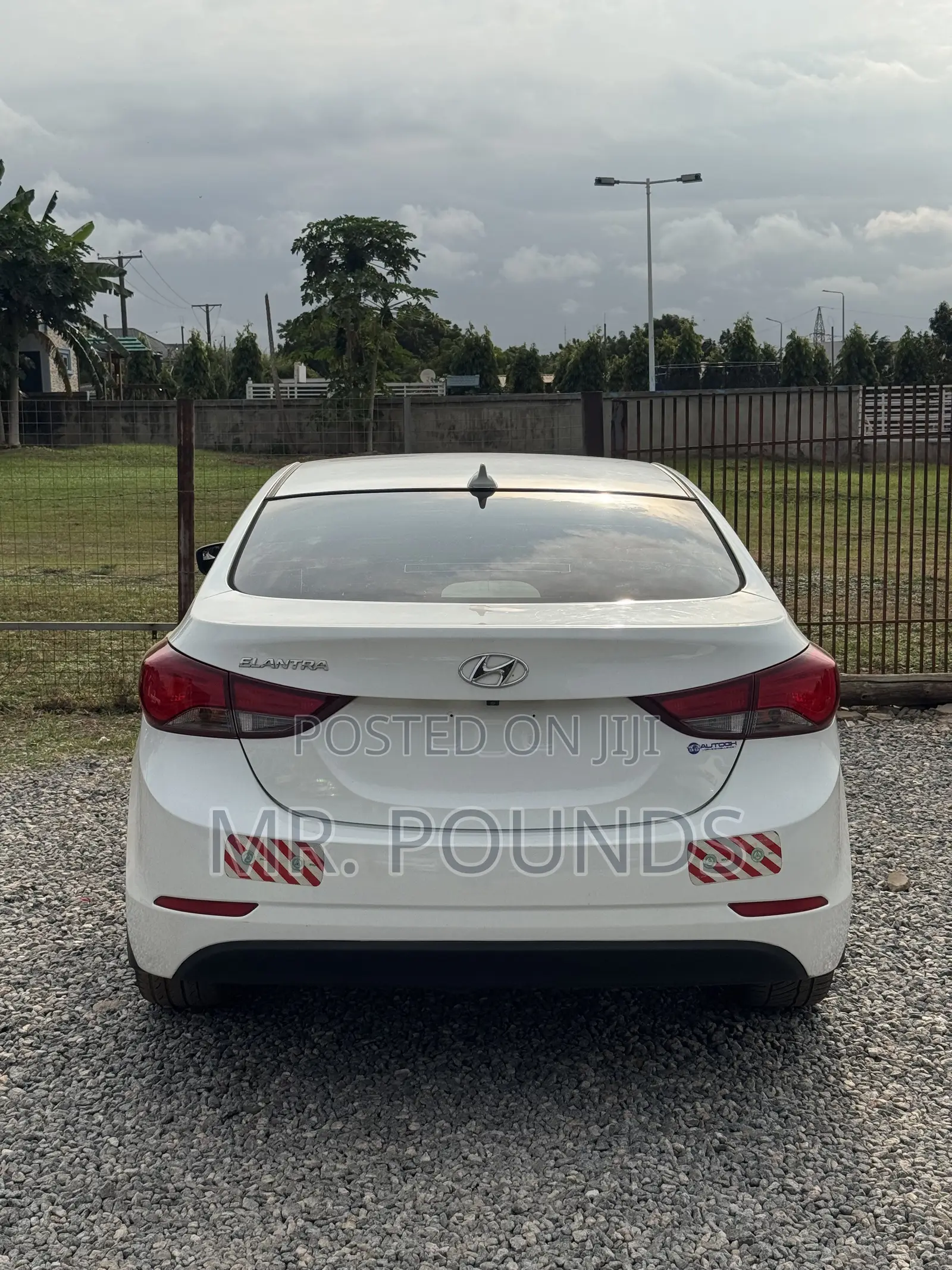 Hyundai Elantra 2015 White
