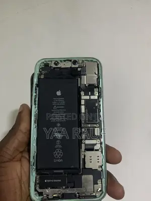 iPhone 11 Board