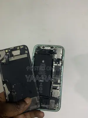 iPhone 11 Board