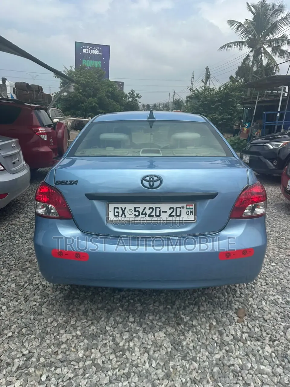 Toyota Belta 2010 Blue