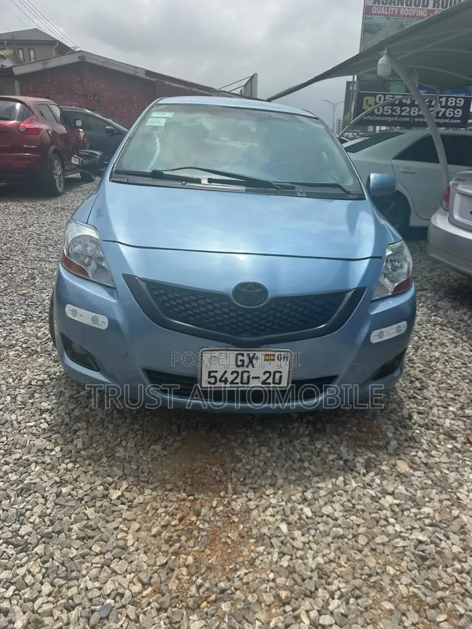 Toyota Belta 2010 Blue