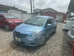 Toyota Belta 2010 Blue