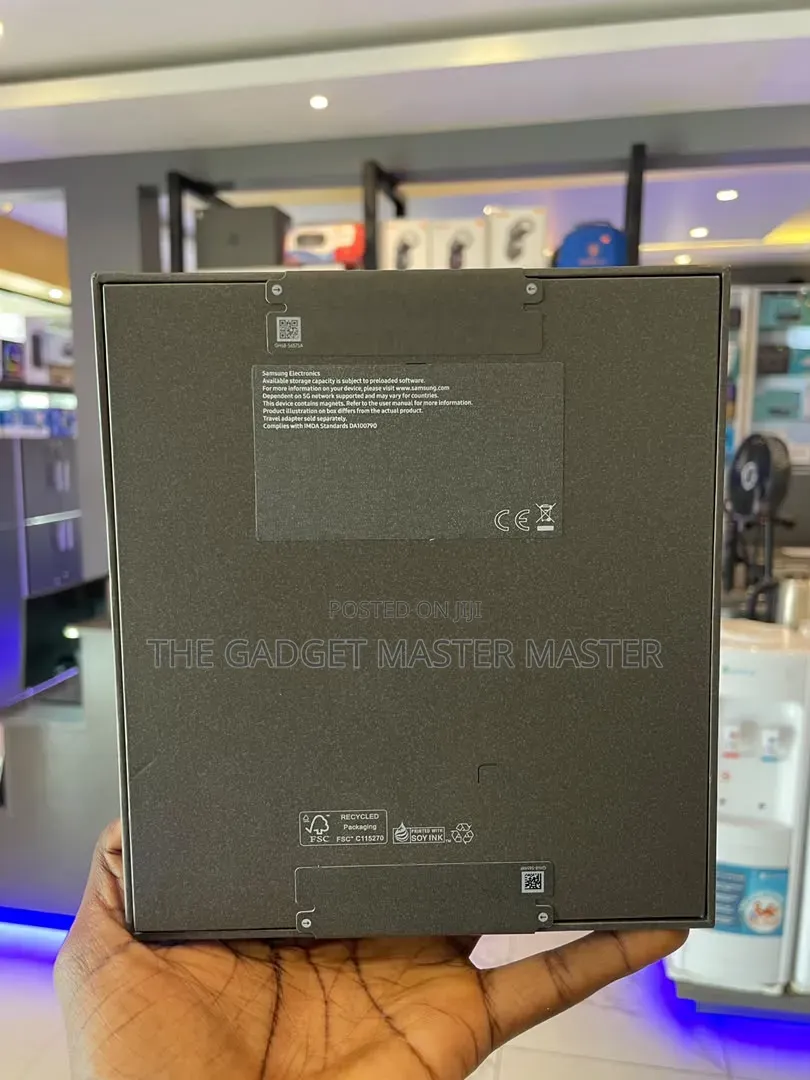 New Samsung Galaxy Z Fold8 Ultra 512 GB Black
