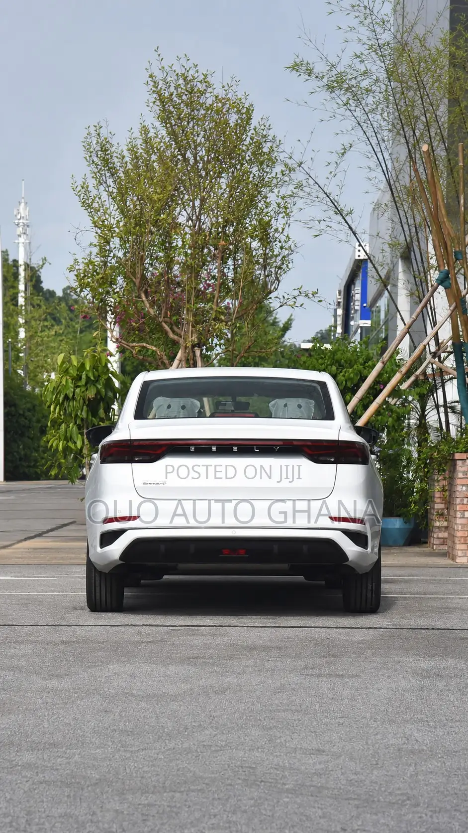 Geely Emgrand EC7 2025 White