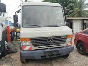 Mercedes-Benz T1/TN 2012 Grey