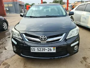 Toyota Corolla 2013 Black