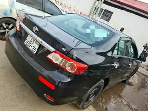Toyota Corolla 2013 Black