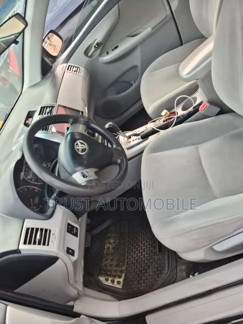 Toyota Corolla 2013 Black