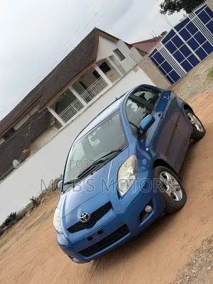 Toyota Yaris 2010 Blue