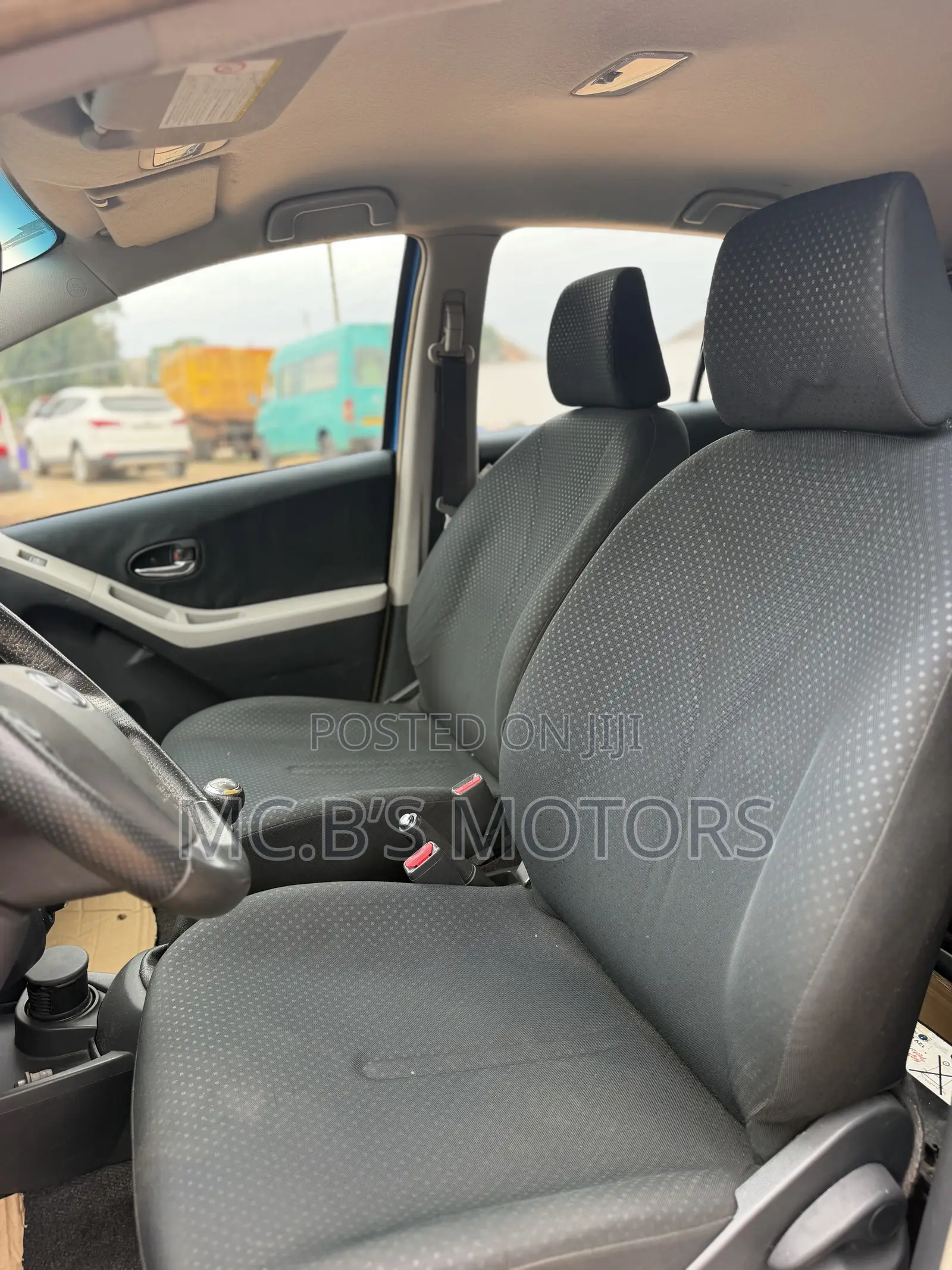 Toyota Yaris 2010 Blue