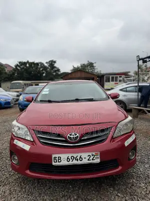 Toyota Corolla 2013 Red