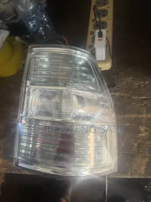 Mitsubishi Pajero 2010 Taillight Right