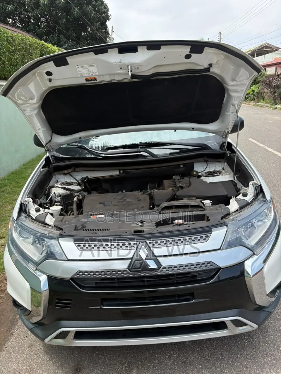 Mitsubishi Outlander SE FWD 2019 White